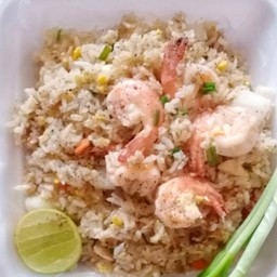 ข้าวผัดภัตตาคาร กุ้ง