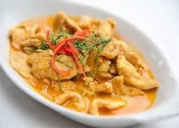 D34 ข้าว+พะแนง หมูสับ / หมูชิ้น / ไก่