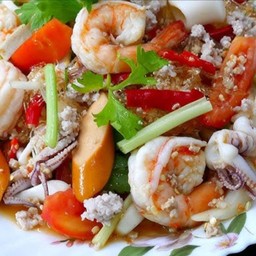 ยำรวมมิตรทะเล