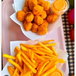 เซ็ตเฟรนช์ฟรายส์จัมโบ้ + ไก่ป๊อบ 15 ชิ้น