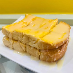 ขนมปังปิ้งเนยนม