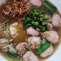 ร้านก๋วยจั๊บบ่ลืมญวน