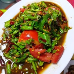 ส้มตำตลาดนัดบ้านเรา