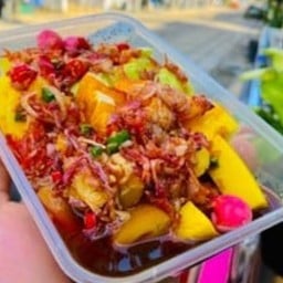 แม่ก้อยขนมครกโบราณหน้าจุกๆ