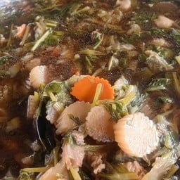 เฮียแม้งผัดเผ็ด ตลาดมนวดี