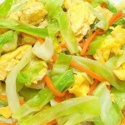 กะหล่ำปลีผัดไข่