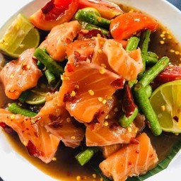 เหลาแซลมอน