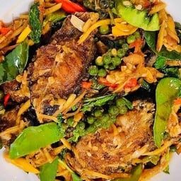 ปลาดุกกรอบผัดฉ่า