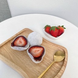 Daifuku strawberry - size L