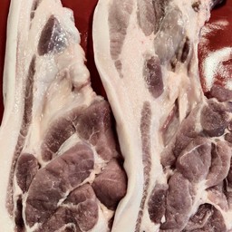 หมูสามชั้น.ครึ่งโล