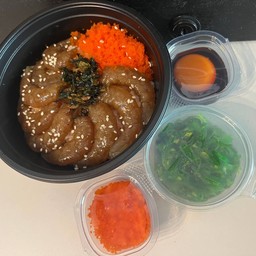ข้าวหน้ากุ้งดอง+ไข่กุ้ง+ยำสาหร่าย+ไข่ดอง