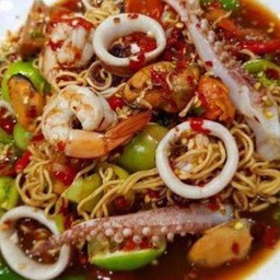 ตำมาม่าทะเล