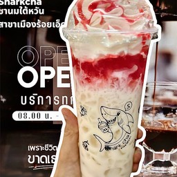 สตอเบอรี่นมสด วิปครีม ฝอยทอง