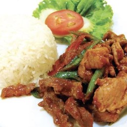 ผัดพริกแกงราดข้าว