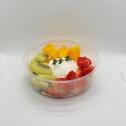 Greek Yogurt with Fruit Size M