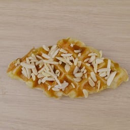 ครัฟเฟิลคาราเมลอัลมอนด์