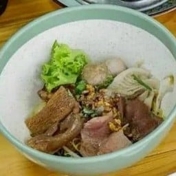 ก๋วยเตี๋ยวเนื้อ