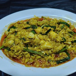 เนื่อปูผัดผงกระหรี่