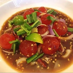 ยำไข่แดงเค็ม