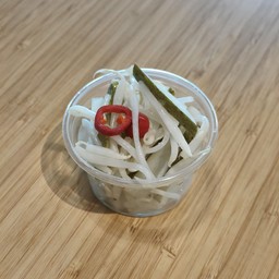 แตงกวาและถั่วงอกดอง Pickle Cucumber