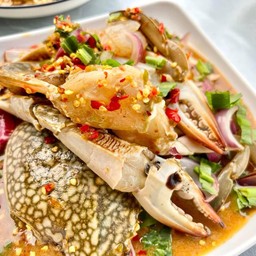 ยำปูม้าสด 2ตัว