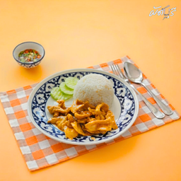 ไก่กระเทียมราดข้าว