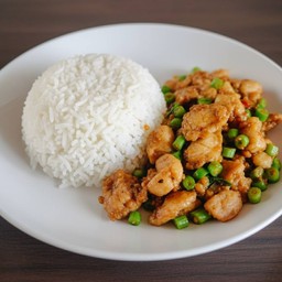 ข้าวราดไก่ผัดเครื่องแกง