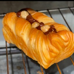 บริยอช นิวเทล่า