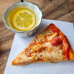 Nine's Pizza ตลาดหน้าวัดธรรมะสุขใจ