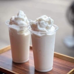น้ำมะพร้าวนมสดปั่น& ชามั้ย ยำลูกชิ้นปลา ร้านสะดวกกิน ฟิวเจอร์เพลสคอนโดอาคาร4 มีไฟกระพริบสีเขียวขอบคุณลูกค้าทุกท่านทีมาอุดหนุนทางร้านขอริวิวให้ทางร้านด้วยนะคะขอบคุณคะ