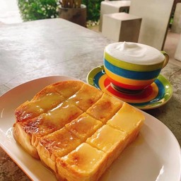 ขนมปังปิ้ง ( 1 แผ่น )