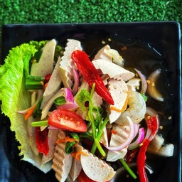 ยำหมูยอ