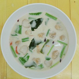 ต้มข่าไก่