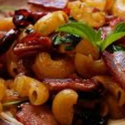 มักกะโรนีผัดพริกแห้ง