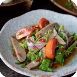 ยำหมูยอ