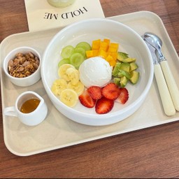 กรีกโยเกิร์ตพร้อมผลไม้Size L