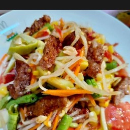 ตำแหนมเนื้อ