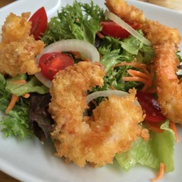 สลัดกุ้งทอด
