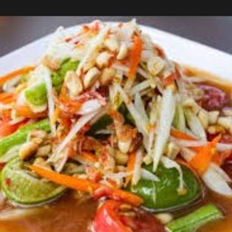 [อร่อยซ่ากับโค้ก] ส้มตำไทย +  โค้ก ออริจินัล (กระป๋อง)