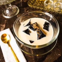 เฉาก๊วยนมสด