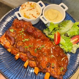 ซี่โครงหมูอบซอสบาร์บีคิว