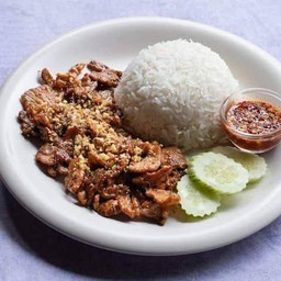หมูทอดกระเทียม