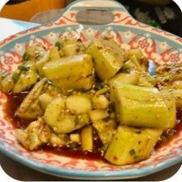 ยำแตงกวา 凉拌黄瓜