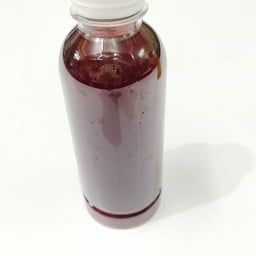 ก๋วยจั๊บเจ๊หลาท่าดินแดง ตำนานความอร่อย 60 ปี