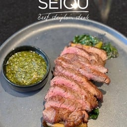 SEQU Restaurant เดอะกาดฝรั่ง แม่ริม