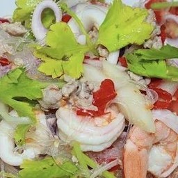 ยำวุ้นเส้นทะเล