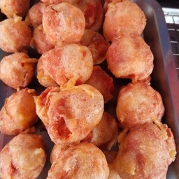 ปลาเเดงระเบิดชุบแป้ง