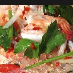 ยำเส้นแก้วรวมมิตร