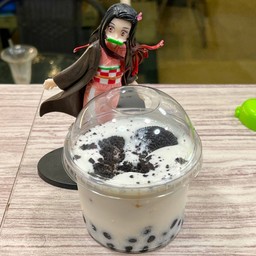 ครีมชีสไข่มุก oreo crumble