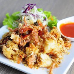 ปูนิ่มทอดกระเทียม
